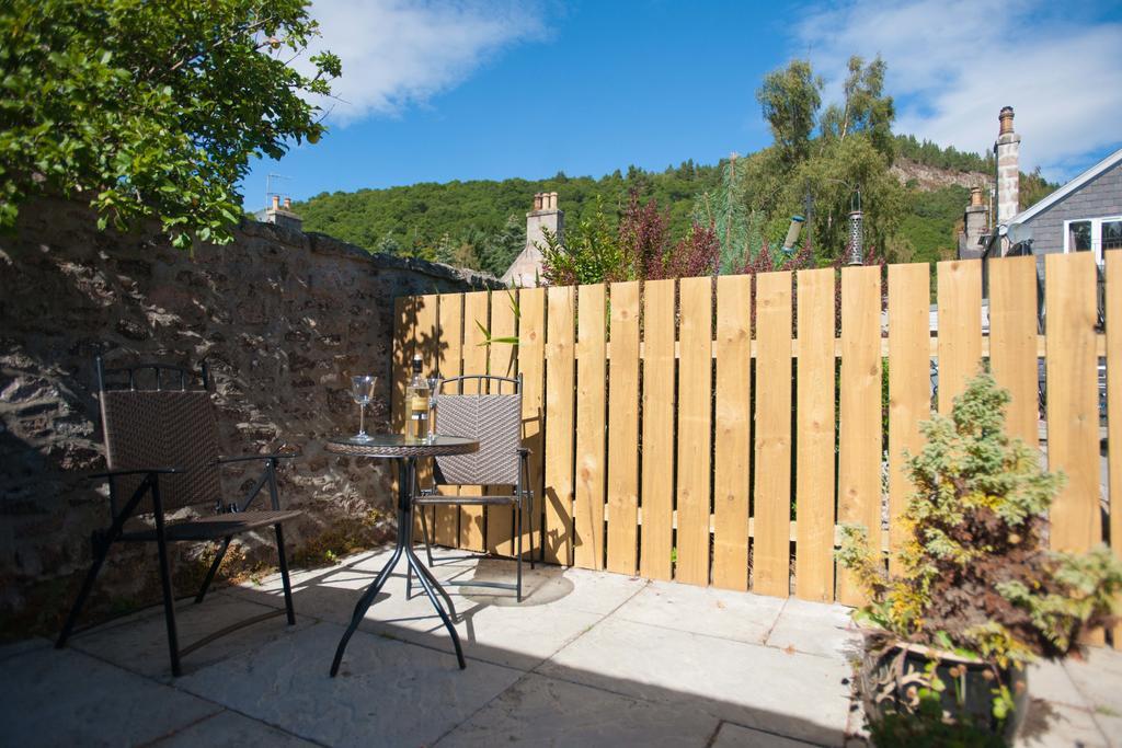 Glenernan Self Catering Cottages Ballater Ngoại thất bức ảnh